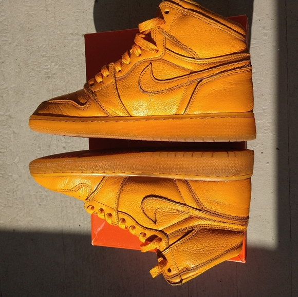 Jordans - Picture 8 of 11